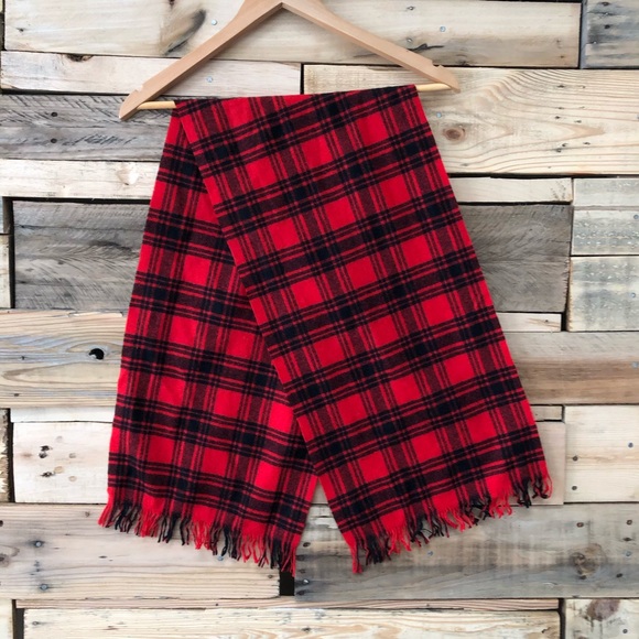 PENDLETON red and black plaid wool scarf - Picture 4 of 5